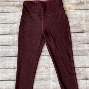 Maroon Capri Yoga Pants